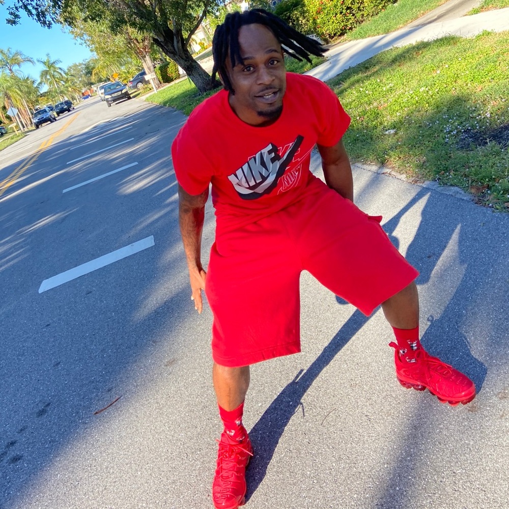 Meet your Posher, Demonte